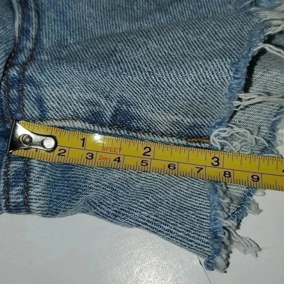 Blank NYC "The Barrow" Distressed Acid Wash Vintage High Rise Denim Short NWT - Picture 8 of 12